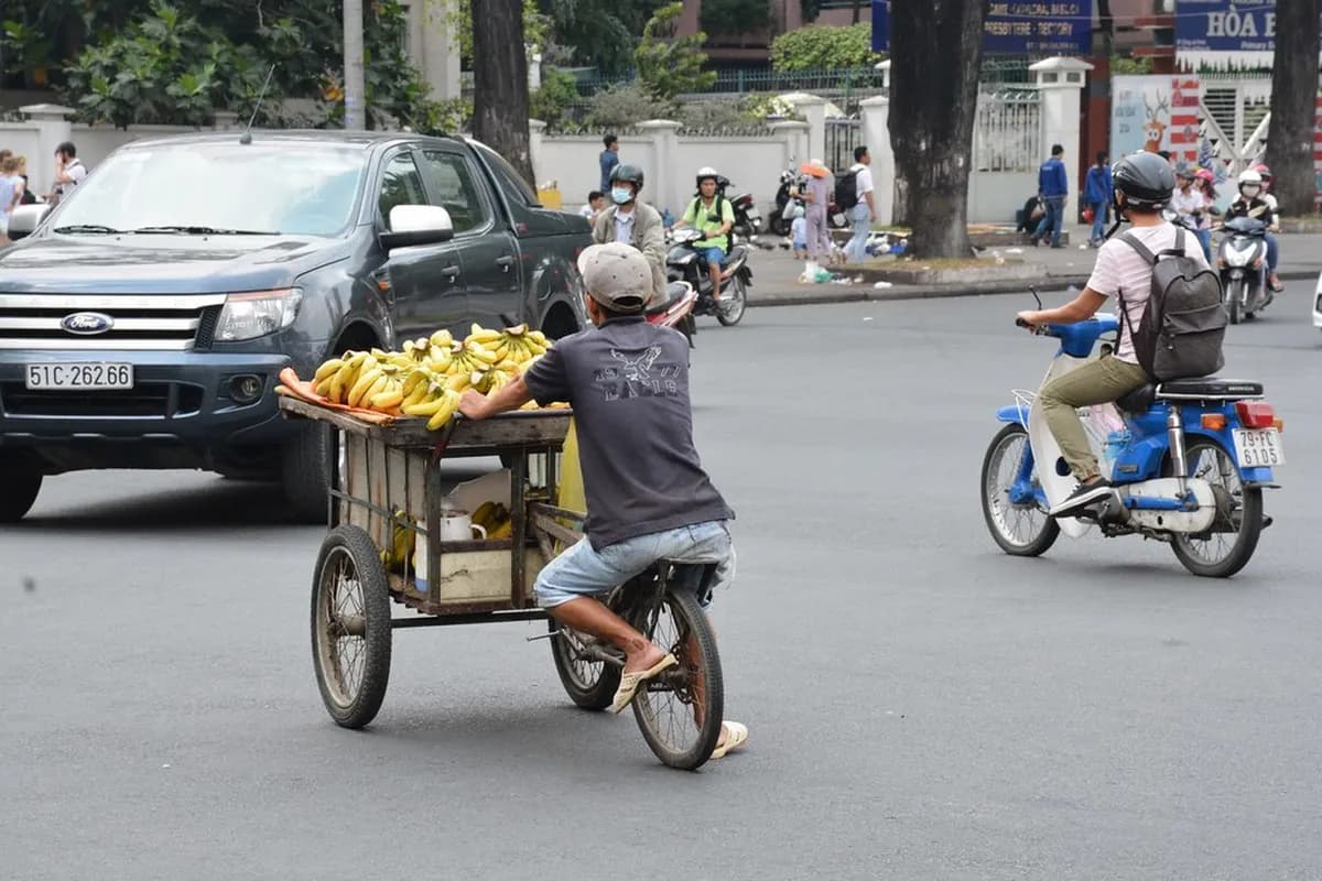 How to Book Hue to Hoi An Transport in 2026