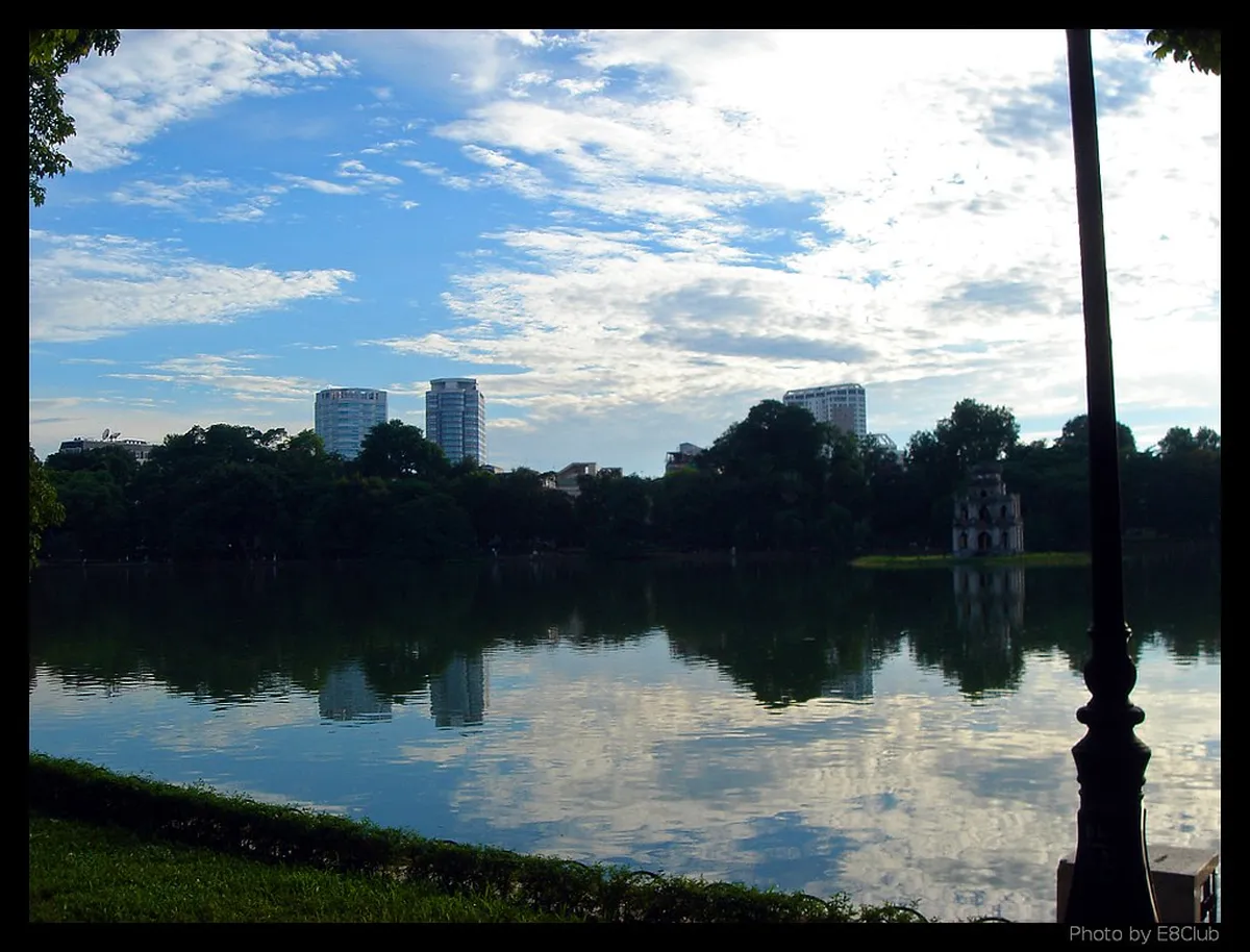 Old Quarter vs French Quarter: Which Should You Pick? in Hanoi