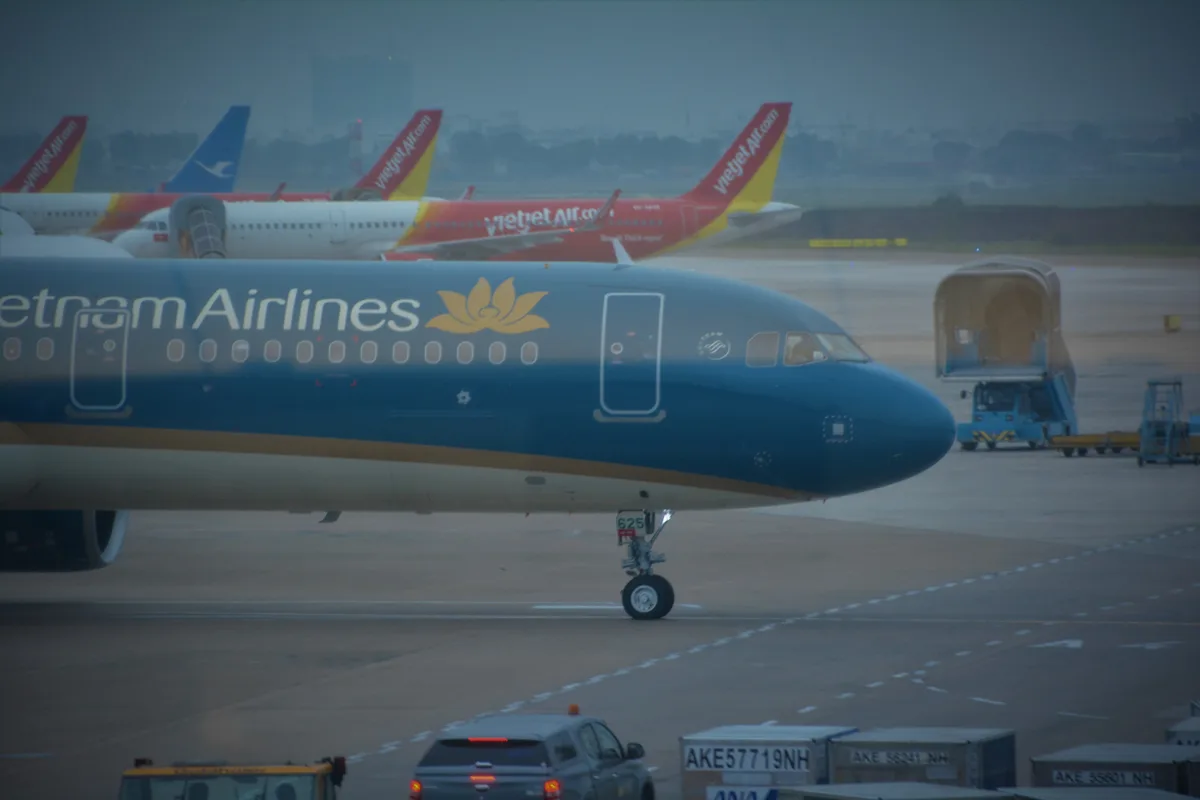 Vietnam Airlines aircraft operating a domestic flight from Ho Chi Minh City to Hue