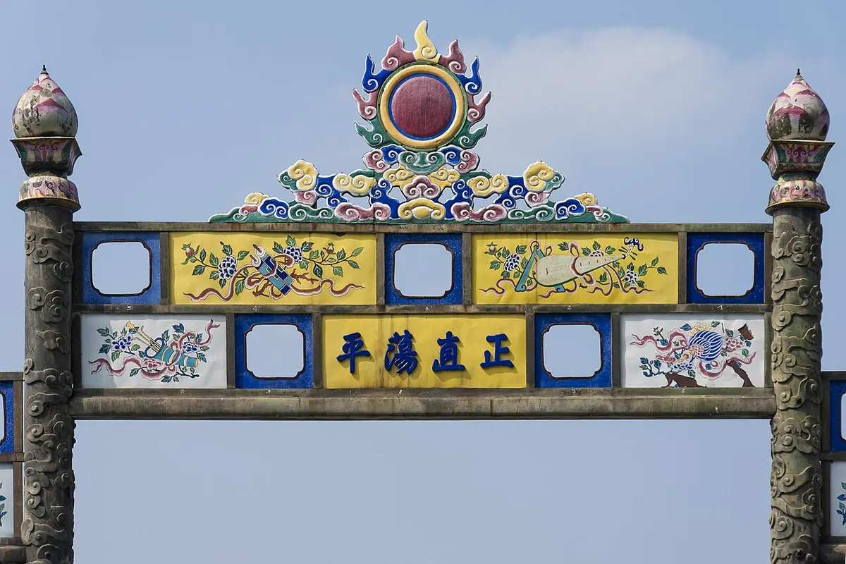 Book in Advance: Tickets, Cruises, and Trains in Vietnam