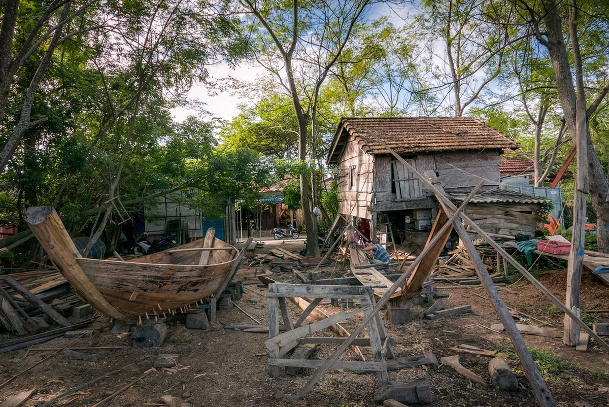 Boat Making, shown in the Villages near Hoi An worth visiting section of this Vietnam travel guide